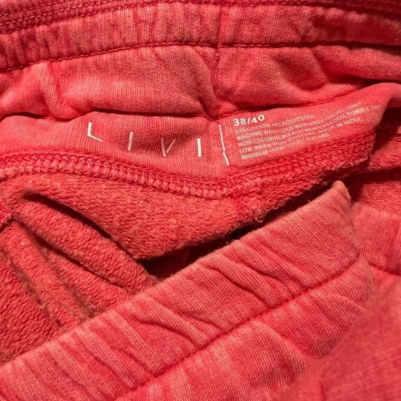 Livi Active French Terry Capris  38W/40W - Picture 6 of 7